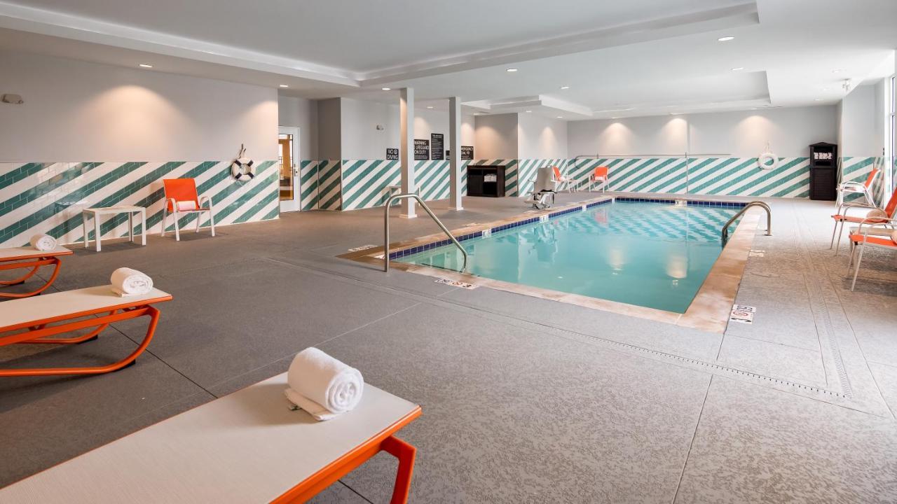 Holiday Inn - Clarksville Northeast By Ihg Ngoại thất bức ảnh
