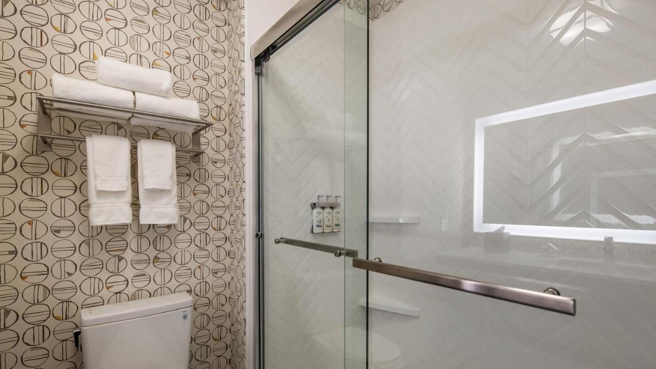 Holiday Inn - Clarksville Northeast By Ihg Ngoại thất bức ảnh